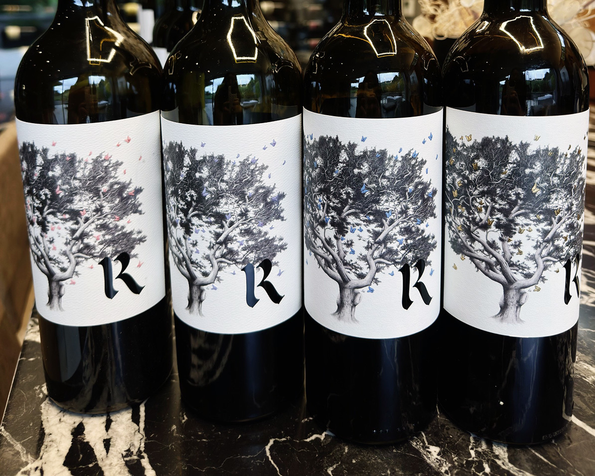 Still Wild サラ・ローレ・エンゲルハルド サイン入り Hartwell XX: A Vertical Exploration | Blog | Realm Cellars